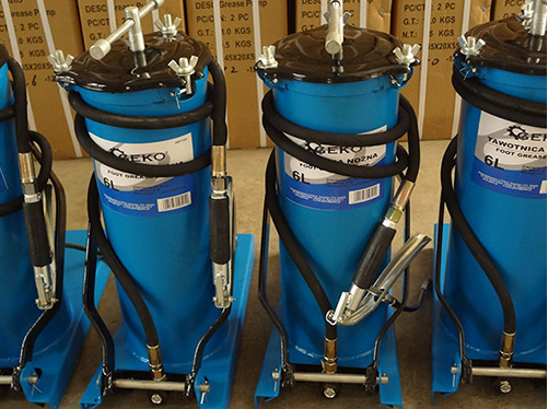 腳踏注油器的發(fā)展相關(guān)圖片